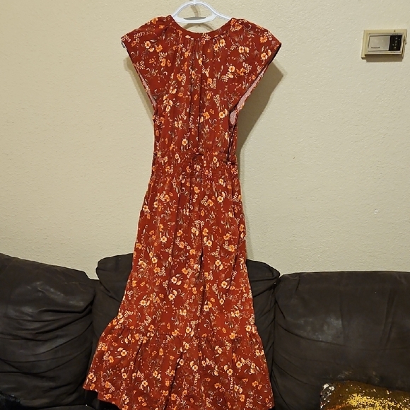 Old Navy Rust Floral Maxi Dress - Picture 6 of 9
